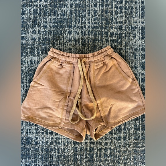 Exit Brand. Shorts. Size Small (but fits like an XS). Caramel color - Picture 3 of 5